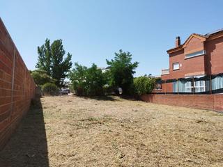 Wohngrundstück  Rosalía de castro. Terreno en venta en arroyomolinos