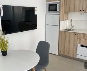 Alquiler Estudio en Calle calle teniente salvio ravassa 3. Estudio moderno y renovado junto al corte inglés, aza cuevas