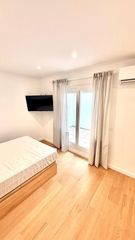 Location Studio  Avenida avenida carlos de haya. Estudio en piso compartido  disponible 1 de agosto parejas o ind