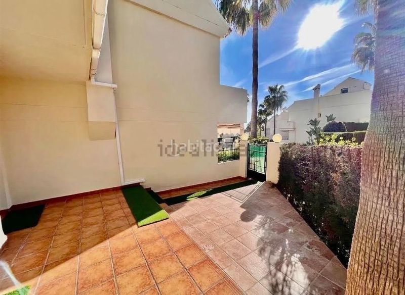 Foto 154368ee-ceec-49a6-a517-c1e7a8b87ad4. Casa adossada amb calefacció aparcament piscina a Marbella