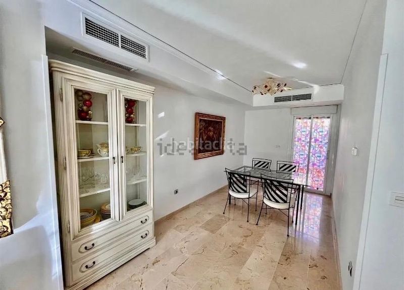 Foto 4f5270ab-233a-4d50-a668-ae75f7d7f20d. Casa adossada amb calefacció aparcament piscina a Marbella