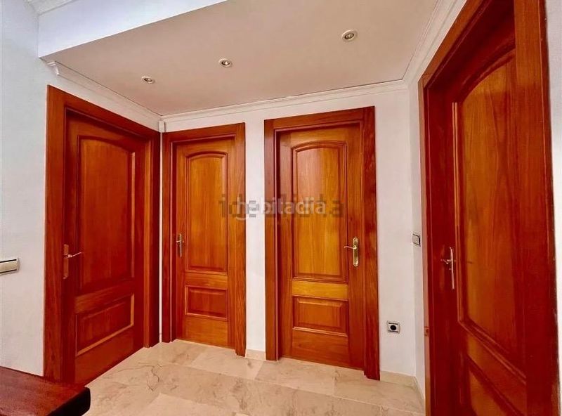 Foto b0c621e7-391e-407b-84c5-802ca3533e88. Casa adossada amb calefacció aparcament piscina a Marbella