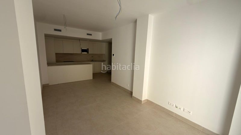 Foto 5e6b55ce-5ba1-4d8c-90b2-c388936fa4fe. Pis amb calefacció piscina a Perchel Norte Málaga