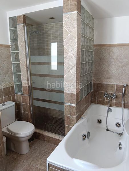 Foto e6a4fde6-a657-4c5d-a7d1-1219926df416. Dúplex amb aparcament a Nueva Alcántara Marbella