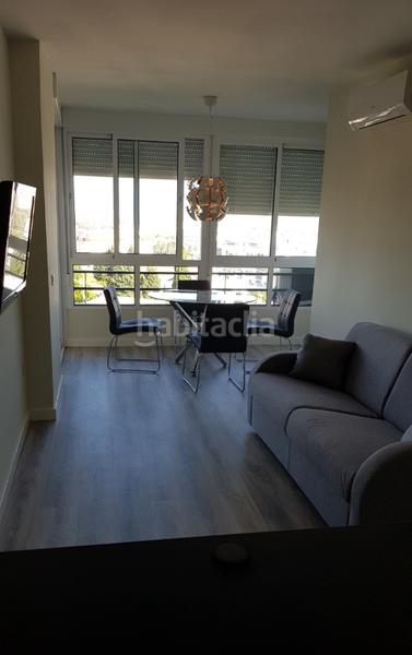 Foto a0f2697f-eda5-4d60-9353-8b1fe8e92034. Miete etagenwohnung mit pool in La Colina Torremolinos