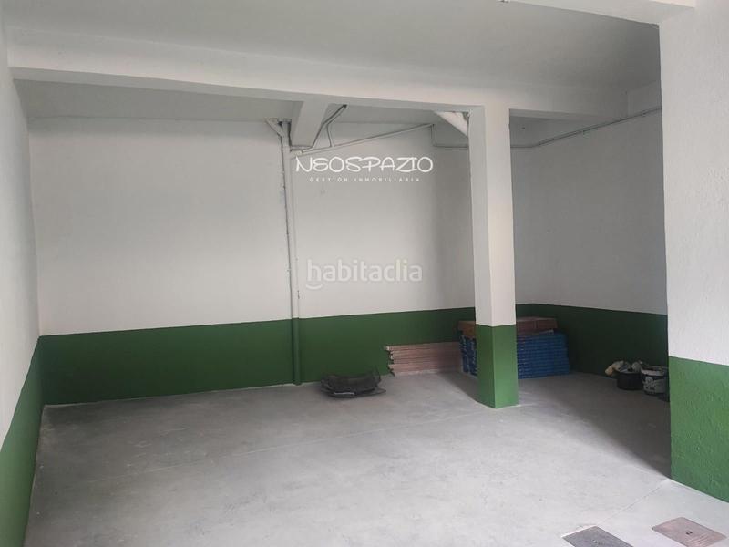 Foto 94acf4e7-f767-4c0f-b3fe-3dc6951000e3. Location local commercial dans Recatelo - O Carme Lugo