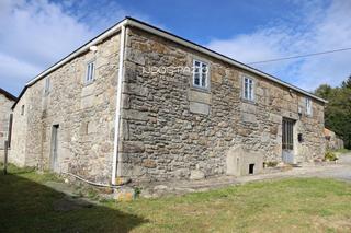 Casa en Parroquias del Este. Casa de pueblo teixeiro