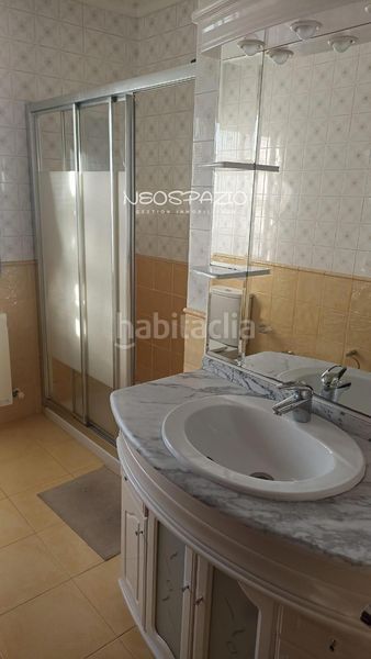 Foto a96cf078-e3bf-43aa-9443-876d7bd76650. Casa amb calefacció a Foz
