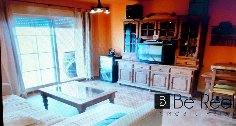 Foto 05461bc5-3a96-49f6-aa7b-4bef1c22dfa6. Piso ¡oportunidad única! piso con terraza, piscina y garaje doble en Fuengirola