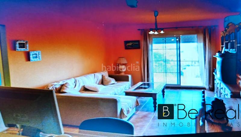 Foto 72d90604-5f43-4e3d-b26a-d2d5796f6d40. Piso ¡oportunidad única! piso con terraza, piscina y garaje doble en Fuengirola