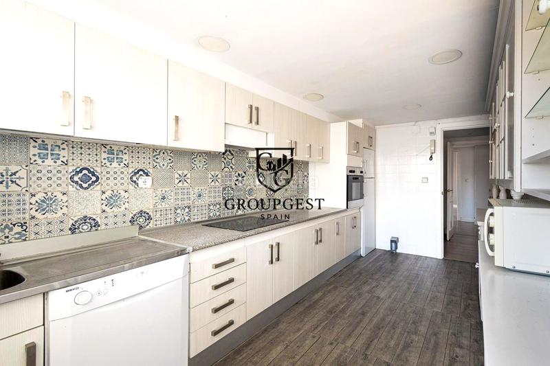 Foto c8811bd2-1edf-4383-8c26-2269033559b9. Flat with parking in La Malagueta - Monte Sancha Málaga