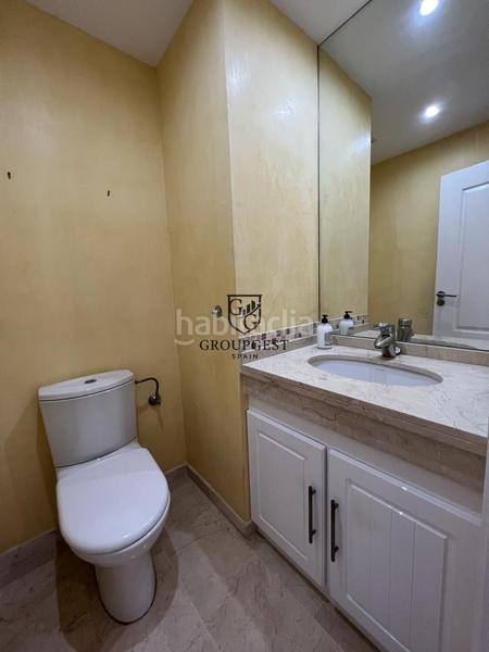 Foto 180ee665-fc9b-4912-a1a1-904e51d6c2b2. Piso en venta exclusivo piso con vistas al mar en Benalmádena