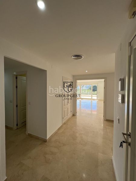 Foto b4e7c691-8a8e-43e7-9fa3-838e439b8ef8. Pis amb aparcament a Nueva Torrequebrada Benalmádena