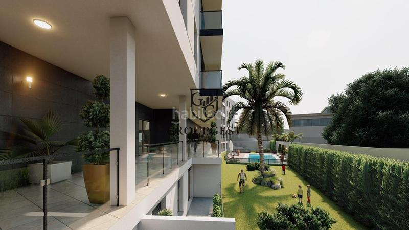 Foto bfdc7bf1-baa6-4e08-9d29-8ba9bd4785c6. Piano terra con parcheggio piscina in Coín