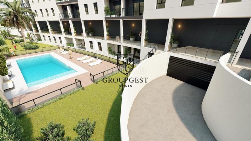 Foto d3e82481-e599-40fc-ba60-ae3275f8607a. Piano terra con parcheggio piscina in Coín