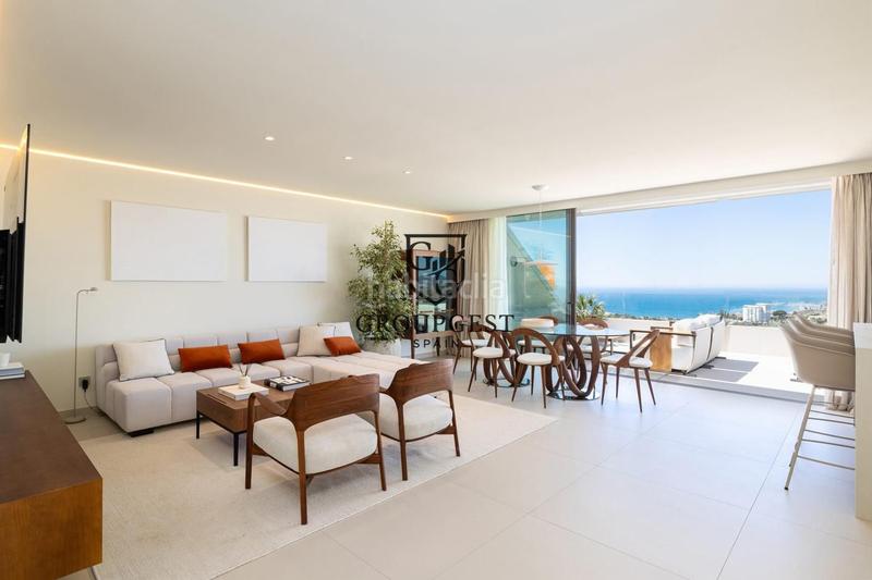 Foto 90b7c97f-2412-44a7-b582-32b261777faf. Apartament amb aparcament piscina a Torreblanca del Sol Fuengirola