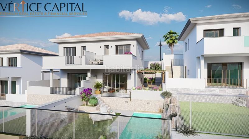 Foto a7929406-4e53-43b9-8bde-4591f6713a3d. Casa amb aparcament a Chullera Manilva
