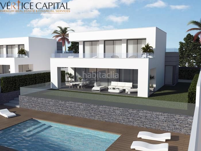 Foto 2bc8a1f3-5a08-4a65-a5f0-698431e0bd0f. Casa amb piscina a El Castillo Manilva