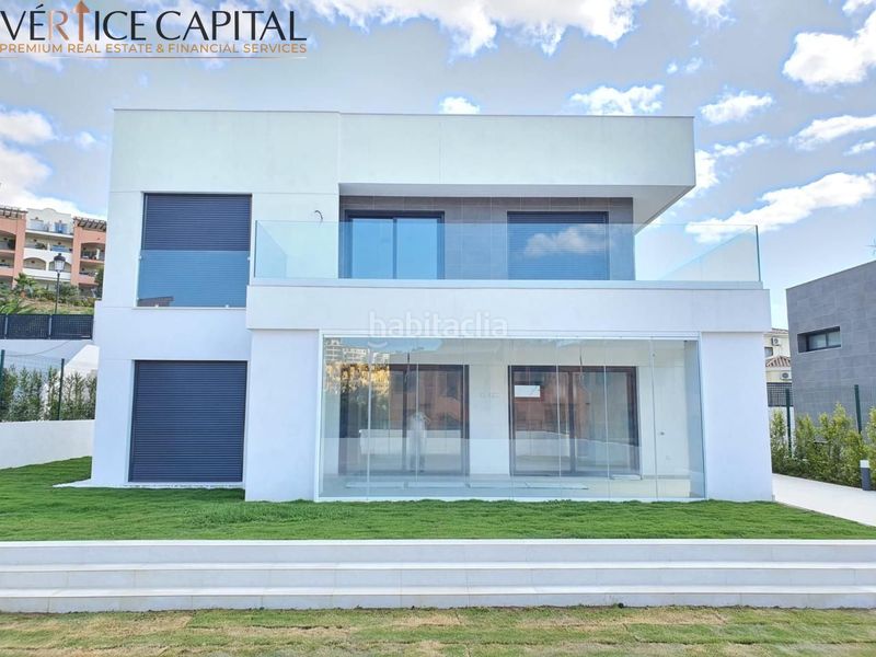 Foto aaf8a35b-cbf3-4883-a1ff-bde1f484dd37. Casa amb piscina a El Castillo Manilva
