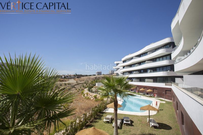 Foto 0d19866f-7887-4f56-b3eb-36313822e173. Apartament amb piscina a El Higuerón Fuengirola