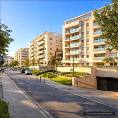 Lloguer Aparcament cotxe  Gustavo pittaluga. Plaza de garaje amplia en teatinos  26 m