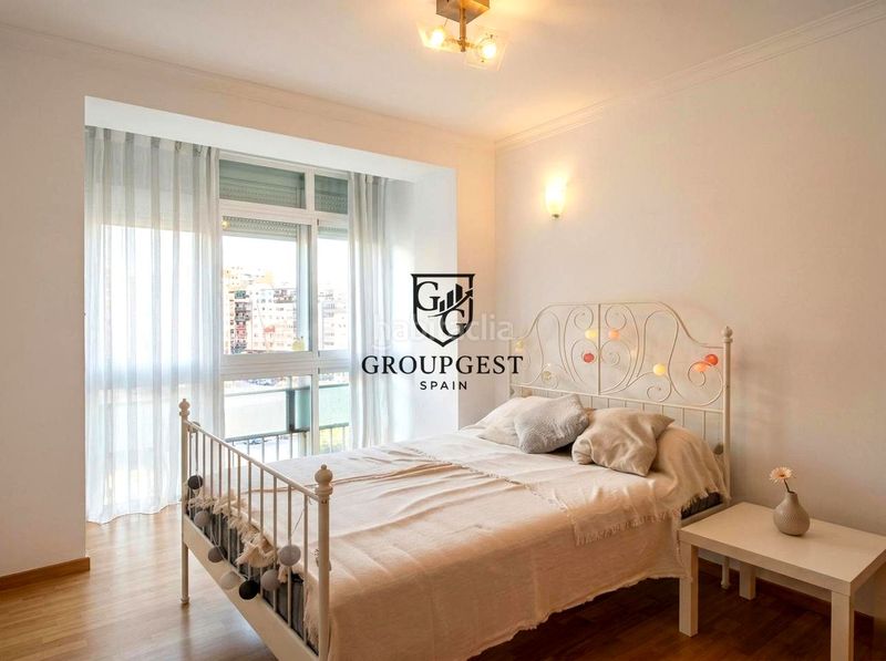 Foto e4ddb47d-e0bc-43e9-ada8-d275883a3d8b. Lloguer pis a Ensanche Centro - Puerto Málaga