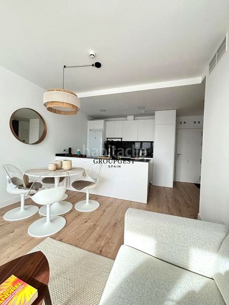 Foto 2aa611eb-0306-4038-bdd9-68975a59e39c. Lloguer pis amb calefacció aparcament piscina a Martiricos - La Roca - La Rosaleda Málaga