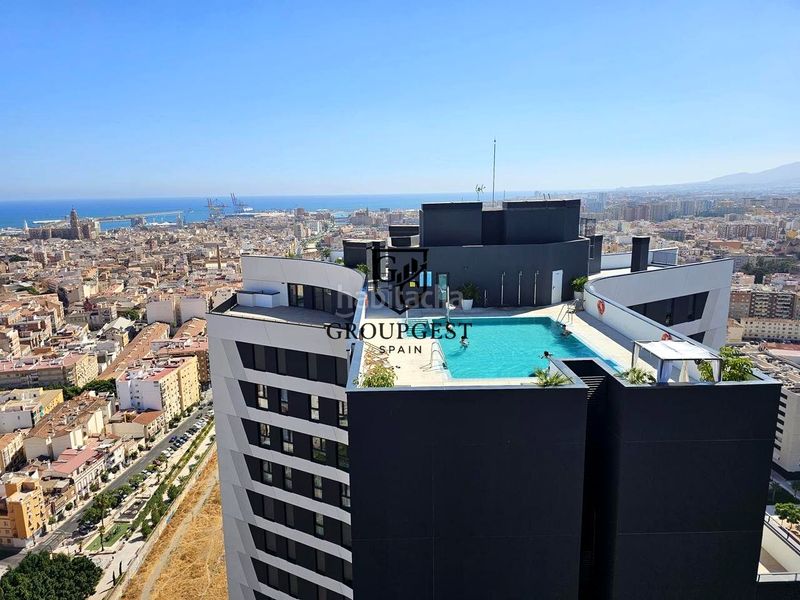 Foto ac215899-3a9f-4753-a8be-efb1e2a9332f. Lloguer pis amb calefacció aparcament piscina a Martiricos - La Roca - La Rosaleda Málaga