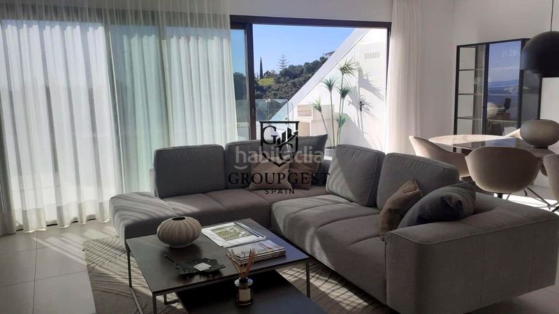 Foto 80764b64-bf75-435c-a1f1-34a57694fd13. Apartament amb aparcament piscina a Las Gaviotas - Carvajal Fuengirola