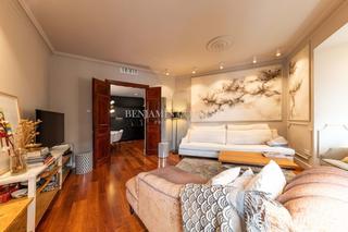 Rent Flat  Trafalgar