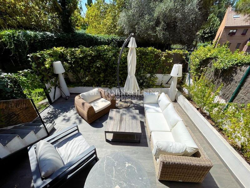 Foto 18d30c67-54e1-464b-912e-f30fc5f31e22. Alquiler piso en urbanización La Moraleja La Moraleja