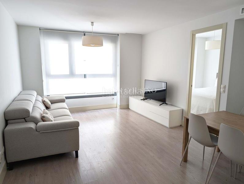 Foto fbb09439-0d52-419b-914b-37a243b4965d. Piso en Almagro Madrid