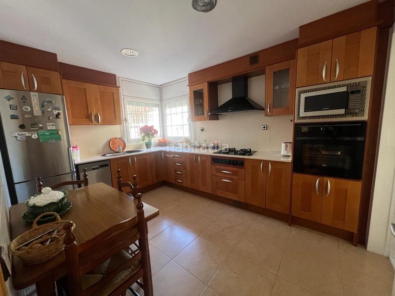 Foto 113663d6-c4ce-49d9-8546-cd2a95a76d63. Chalet ¡torre a cuatro vientos para dos familias! en Barberà del Vallès