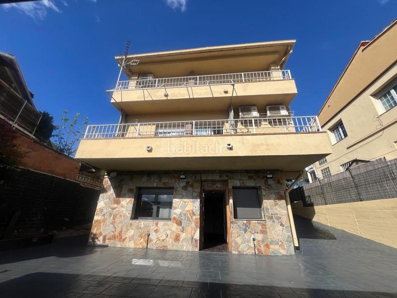Foto 5356c9b8-1251-4ea4-92ed-a551d3cd01e6. Chalet ¡torre a cuatro vientos para dos familias! en Barberà del Vallès