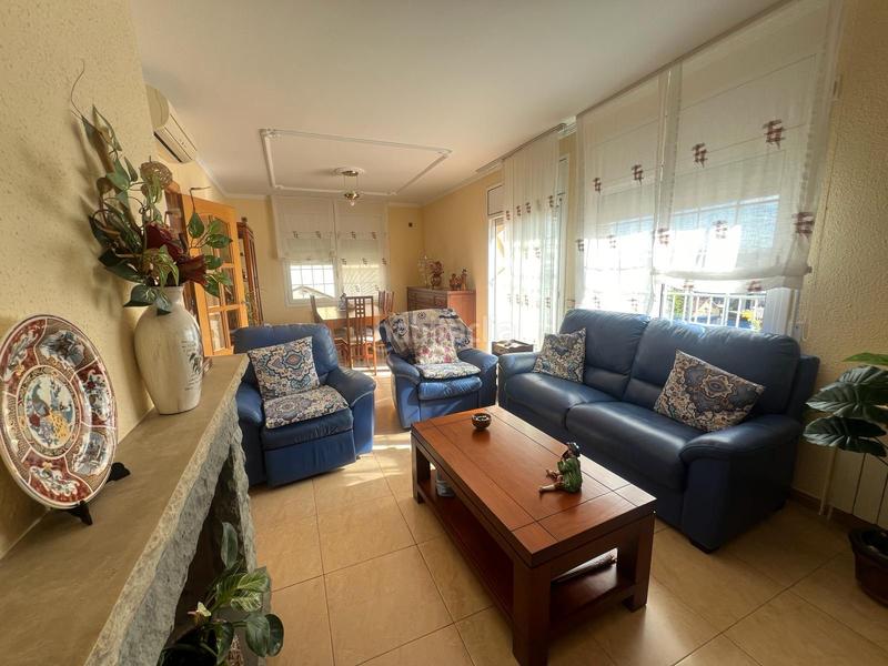 Foto 5f0b6813-b97f-4f91-a0a3-fbf8878b1280. Chalet ¡torre a cuatro vientos para dos familias! en Barberà del Vallès