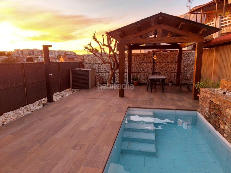 Foto f139d298-cac1-4fb5-b516-ed2308c5c8b1. Chalet ¡torre a cuatro vientos para dos familias! en Barberà del Vallès