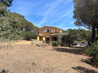 Xalet a Puig Ses Forques - Torre Colomina. Finca en palamós