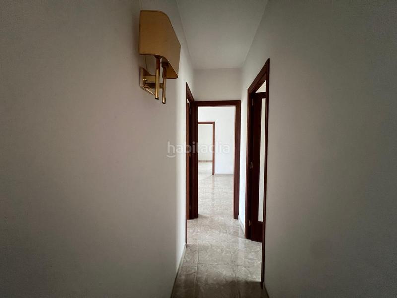 Foto 48688242-ba2d-4c82-8eb5-bbf19e1bb359. Casa adosada ¡chalet adosado para entrar a vivir! en Esparreguera