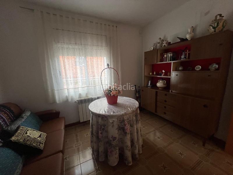 Foto 4889991a-b018-45cd-82d5-4c6824501fe3. Casa adosada ¡chalet adosado para entrar a vivir! en Esparreguera