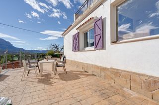 Chalet  Camí del palà. Chalet independiente con espectaculares vistas a montserrat en c