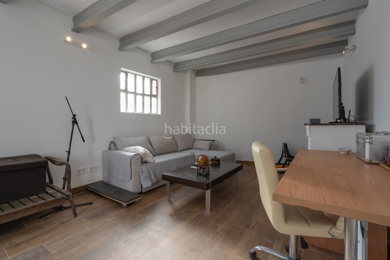 Foto b24bd861-bc44-44ed-93d9-eb0ff5b224a4. Xalet amb xemeneia a Vacarisses
