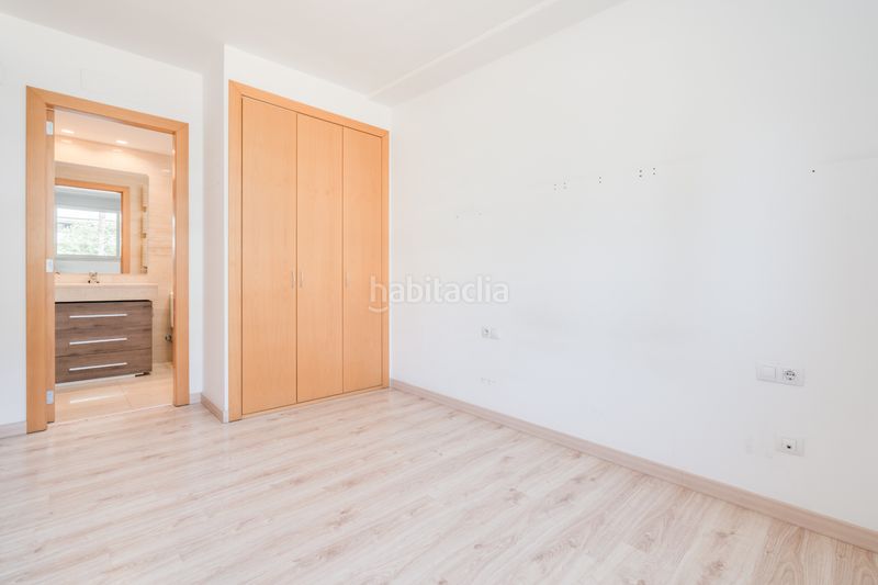 Foto 03833fe0-ebc2-4c09-b723-8715e473c310. Flat with heating parking pool in Centre Sabadell