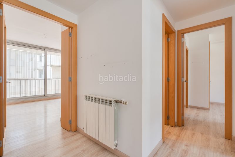 Foto 1d5f6fc8-4707-48e6-8715-aaa54dc7bacf. Flat with heating parking pool in Centre Sabadell