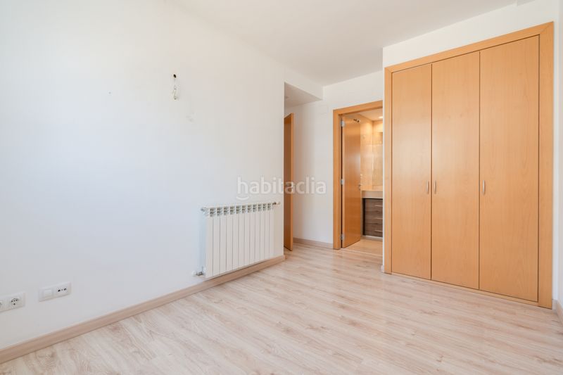 Foto 3fb45842-7ff3-4eb1-ae88-b3784ba88037. Flat with heating parking pool in Centre Sabadell