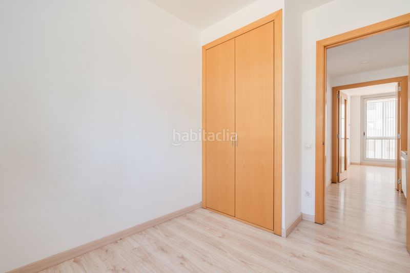 Foto 4e01dfab-5d6d-4c8e-aef0-df00b87375b8. Flat with heating parking pool in Centre Sabadell