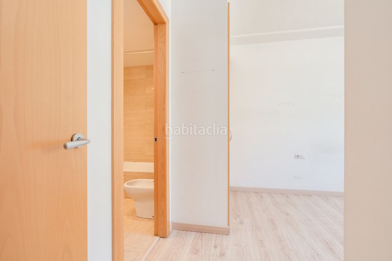 Foto 4fc861d6-833e-4515-a3a4-00a9356811ea. Flat with heating parking pool in Centre Sabadell
