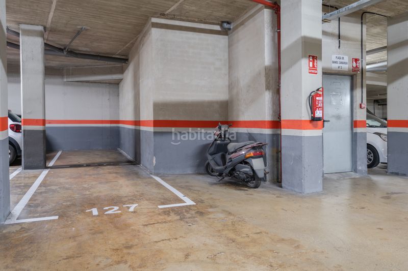 Foto 6f82cce5-e5ca-4b6f-a525-6b7d36c4dc79. Flat with heating parking pool in Centre Sabadell
