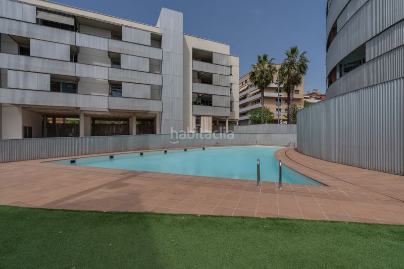 Foto bb472d97-39b7-4386-b70a-85b71e99f823. Flat with heating parking pool in Centre Sabadell