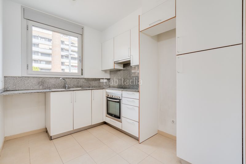 Foto c8920fad-6331-4fd2-a87e-d66317a408cf. Flat with heating parking pool in Centre Sabadell