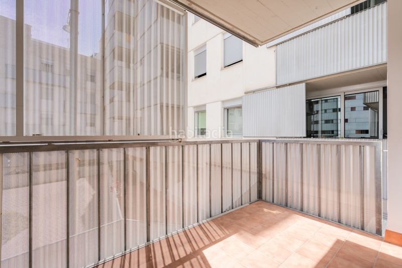 Foto d441ec0d-5726-436e-a677-76b9a50c4c79. Flat with heating parking pool in Centre Sabadell